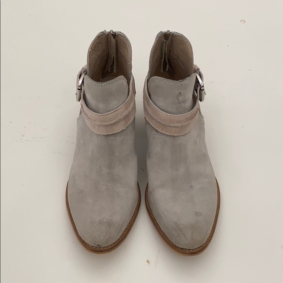 Gray suede booties - Picture 2 of 5